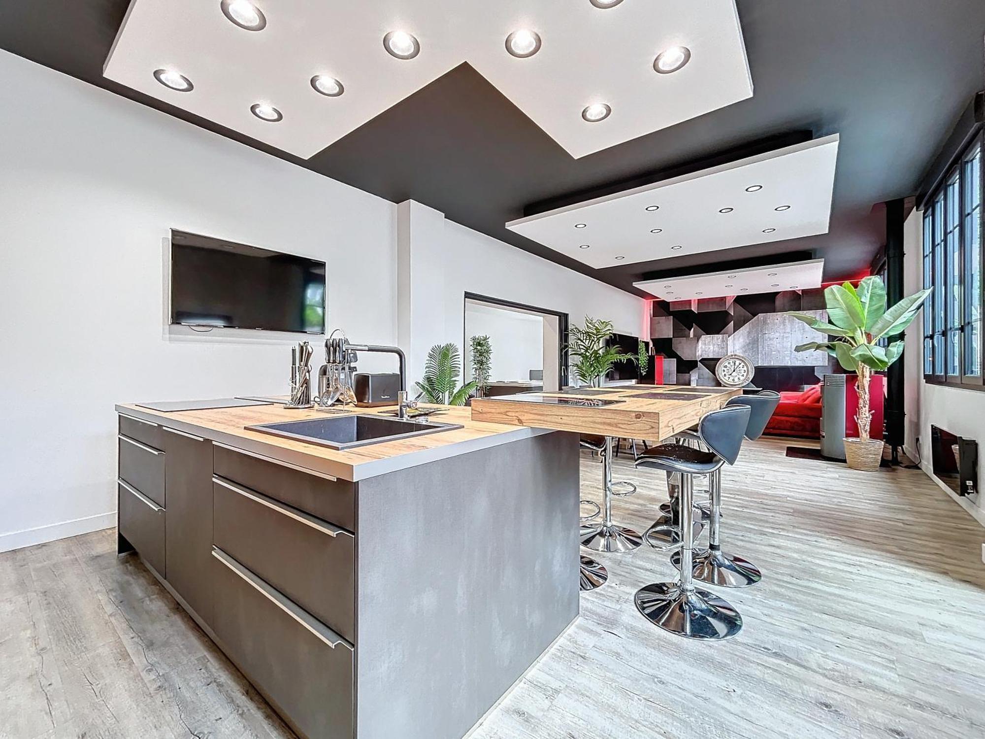 Loft Terrasse Avec Spa Proche Centre Historique Montlucon Ngoại thất bức ảnh