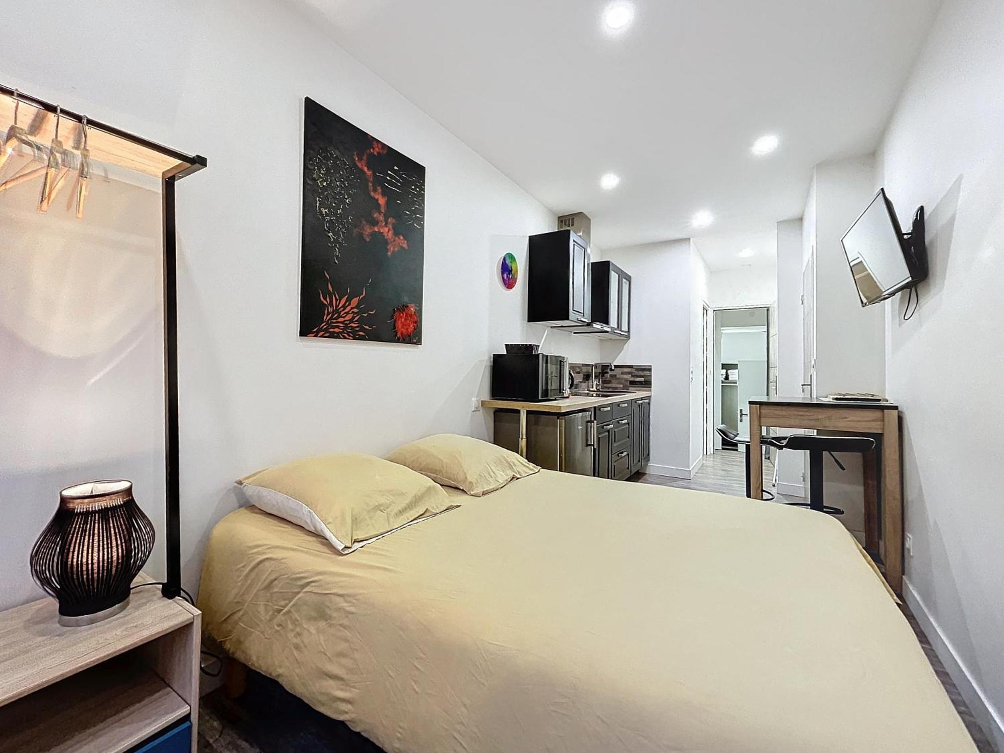 Loft Terrasse Avec Spa Proche Centre Historique Montlucon Ngoại thất bức ảnh