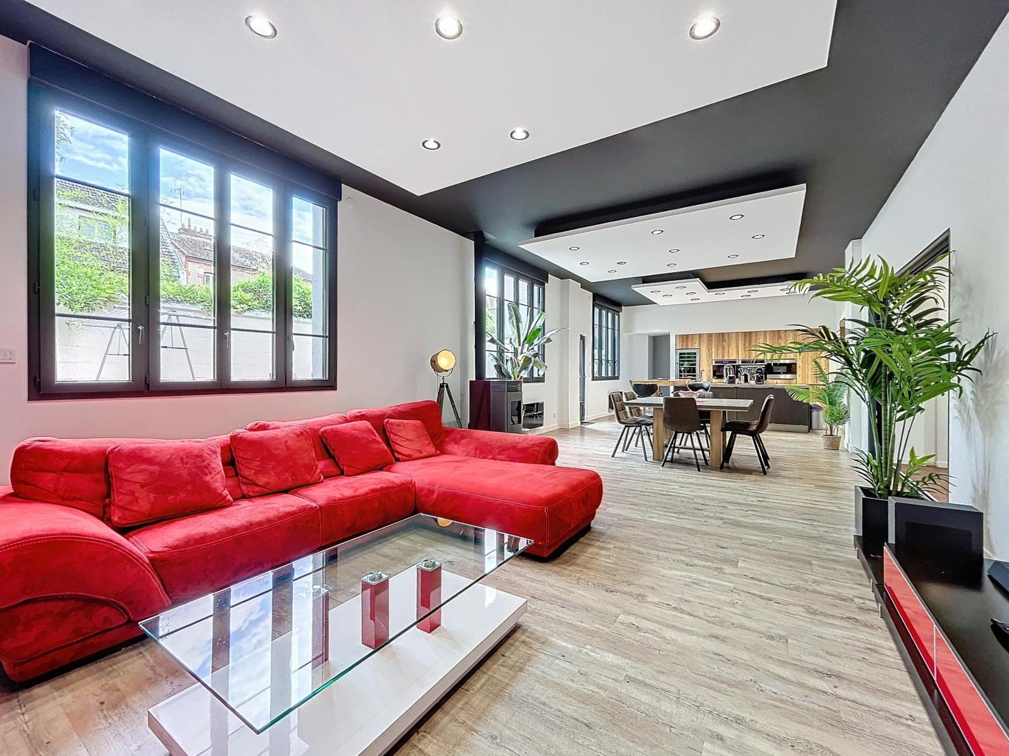 Loft Terrasse Avec Spa Proche Centre Historique Montlucon Ngoại thất bức ảnh